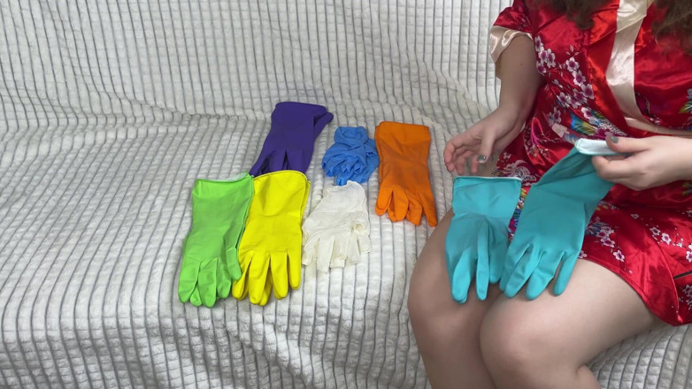 Cherryonthecake231: Zkoušení latexových rukavic - Různé barvy