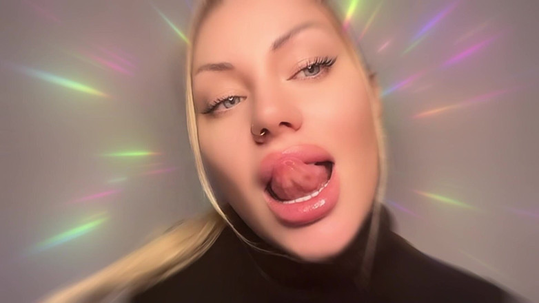 Goddess Misha Goldy: Narozeninový polibek, který nikdy nedostaneš