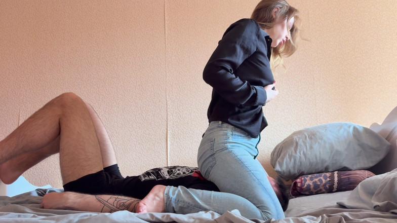 Spacenintenda: Angry GF Jeans Humiliation: Facesit &amp; Dry Hump Punishment