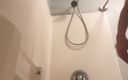 Jaymes Blonde: Ruwe video: douche