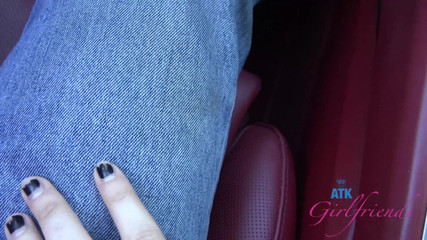 ATK Girlfriends: Virtuelles Date