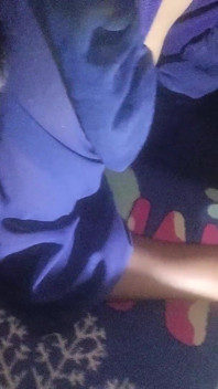 Ma copine sexy pendant un appel vidéo