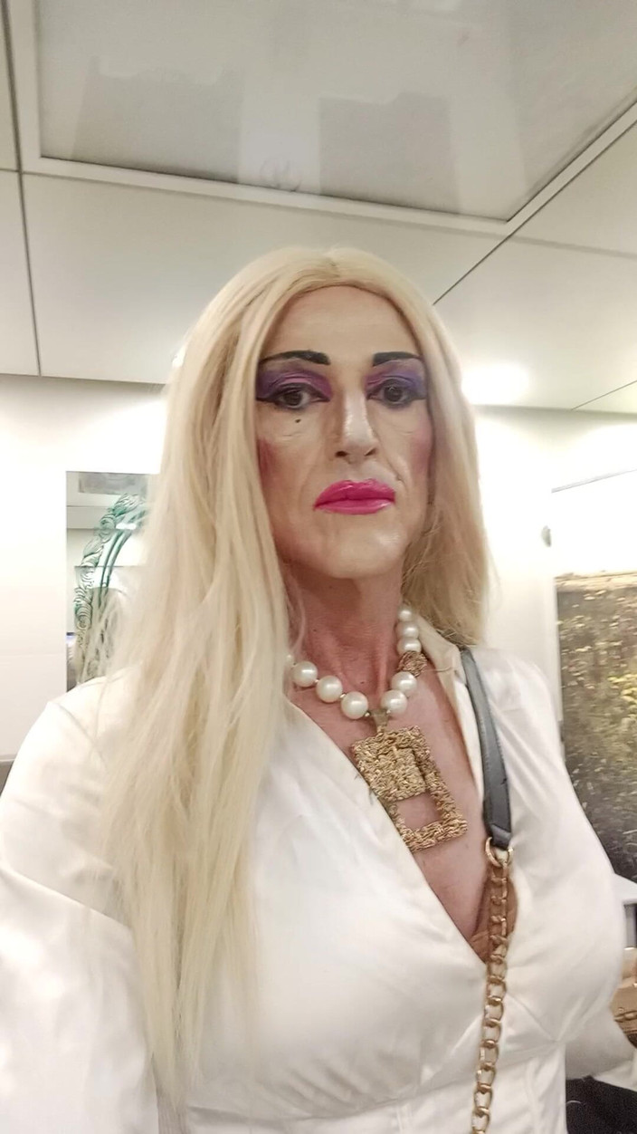 Tatiana Zorrita: Blondýna