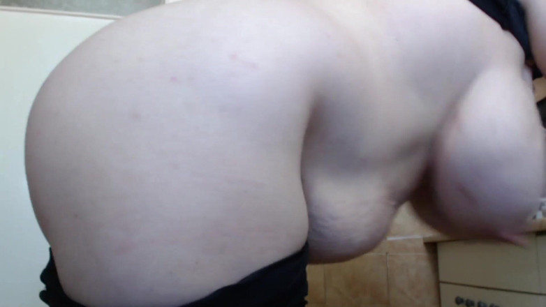 Roxanne Miller: Adoración de látex y culo y fumar