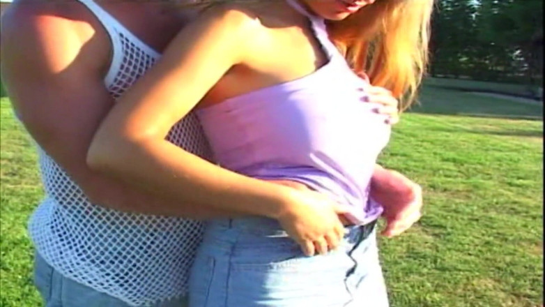 Sex Karma: English slut knows how to give everything in fucking outdoors