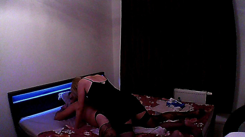 r0xy: Dark strapon dark femdom KellyAErick