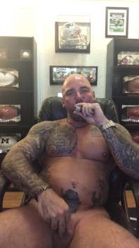 Smoking/domination/alpha/humiliation