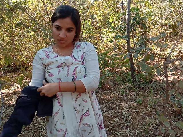 Daring Indian Kamini Bhabhi Getting Fucked in Jungle (Kamini Bhabhi)