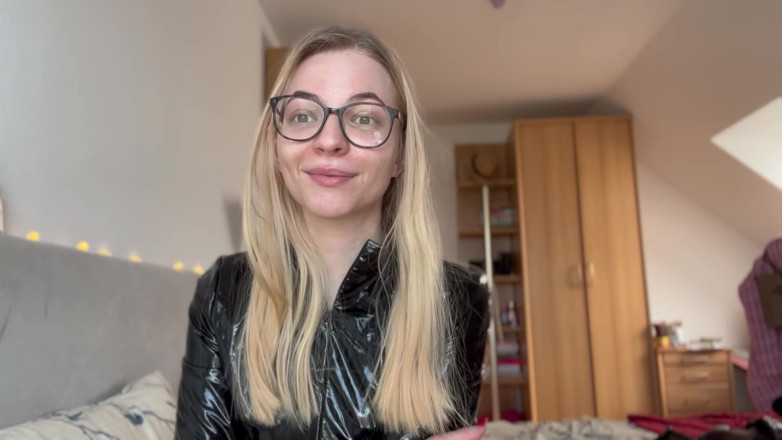 Goddess_Bella_Rae: Dlaczego każdy mężczyzna powinien nosić urządzenie czystości