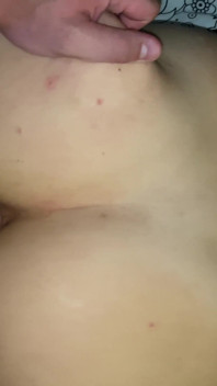 나는 꽉 조이는 엉덩이에서 섹스당할 때 정말 좋아한다