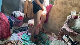 Sunt o studentă obișnuită care vrea să te iubească.