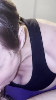 Sweetmarie chupando Erich Lothbrook - preñada oral y tragada
