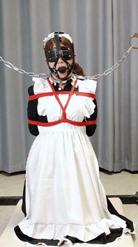Las diversas ataduras de la criada