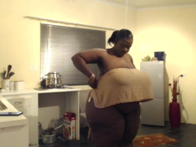 Legendary Booty Overdose: 黒SSBBW熟女拍手ビッグデブジューシーなお尻