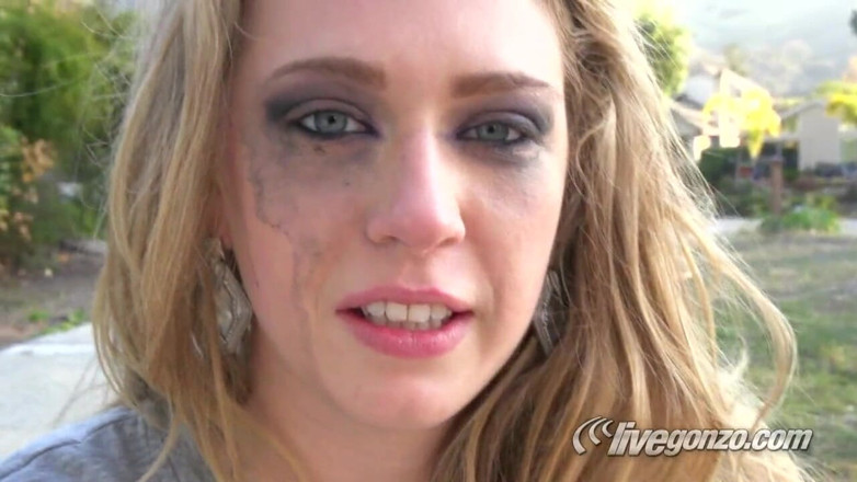 Cruel Media TV: 마누엘 페라라에게 따먹히는 Kagney Linn Karter의 보지, 2부