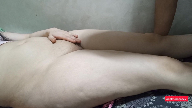 sahar good: Vidéos d’une belle fille trompant son copain chez elle