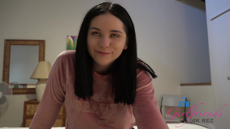 ATK Fans (Girlfriends): Honí tě nohama a vrací se k používání její ruky,...