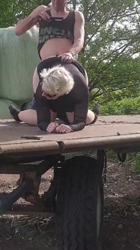 Nadržený venkovní sex