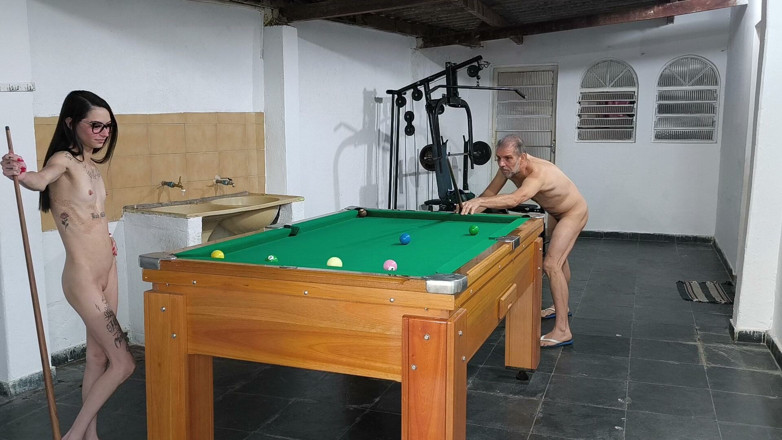 OPaidoCarmona: Leaving the Skinny Girl Naked