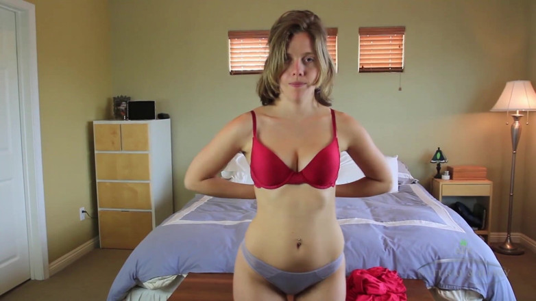 ATK Fans (Hairy): Anna strips out of her red nightie and finger fucks...