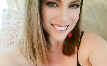 Nikki Nevada: ¡Que tengas un feliz día de San Valentín!