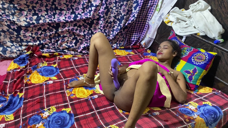 Hindi-Sex: Làm tình tại nhà của cặp đôi Ấn Độ