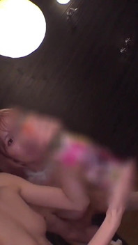 내가 강렬한 성적 욕망과 미끄러운 침이 음란 한 여성에 의해 침략 될 때. 2부
