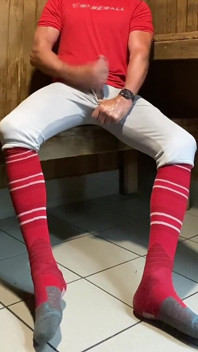 Buff Dilfjockdad87 je téměř přistižen při honění v sauně