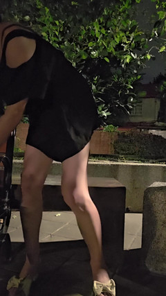 Taiwancdgirl: Милая псевдо-девочка Тинсюань катается на двух дилдо на улице