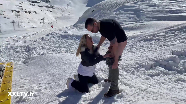 XXLTVFR: Rehat seks Snowy