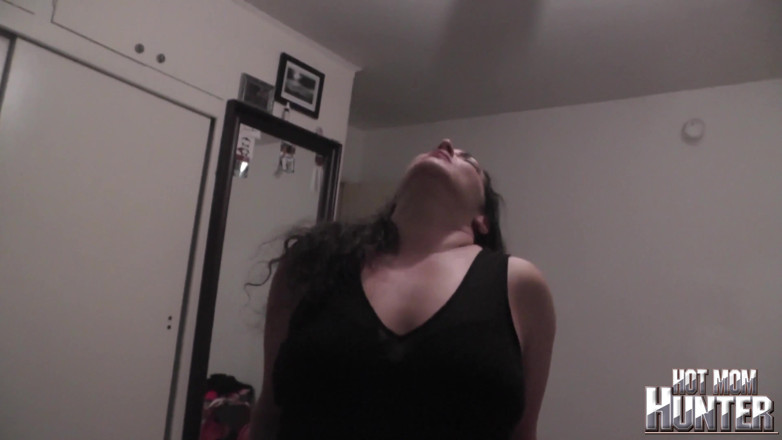 Hot mom hunter: Sex tape anale pov