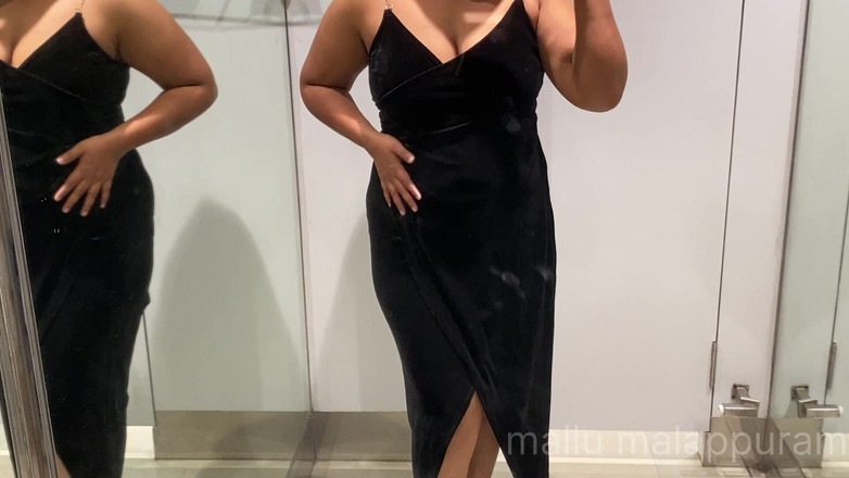 Mallu Malappuram: Trying Sexy Dresses in Trail Room and Fingering From Shopping...