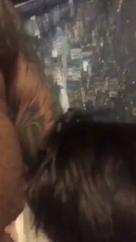 Ragazzo maturo scopato all'hoel da muscle
