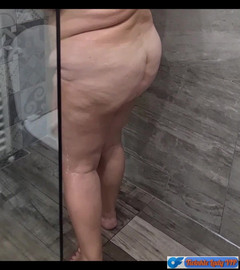 Twinkle Lady VIP: Bbw zralá nevlastní máma babička se sprchuje.