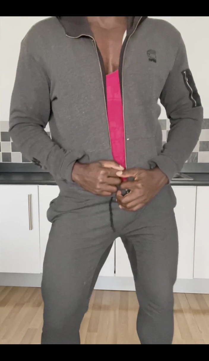 Afro Black XXX: Net terug van fietsen ...