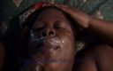 Da Sex Addicts: Negra grandota consigue corrida en su cara