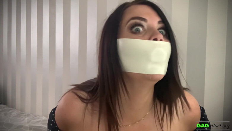 Gag Attack: Terri - microfoam стрічка самогляп