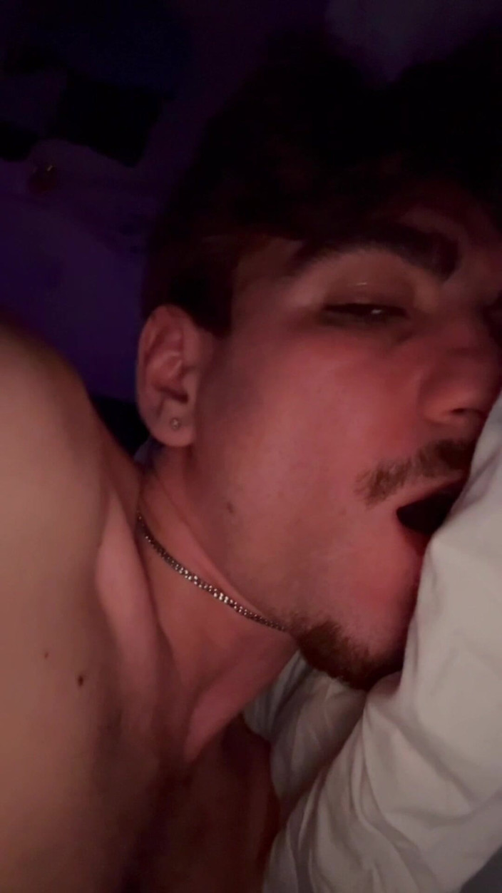 XLNicoo: Kıçımla Oynamak Duşta Boşalmayla Sonuçlanıyor