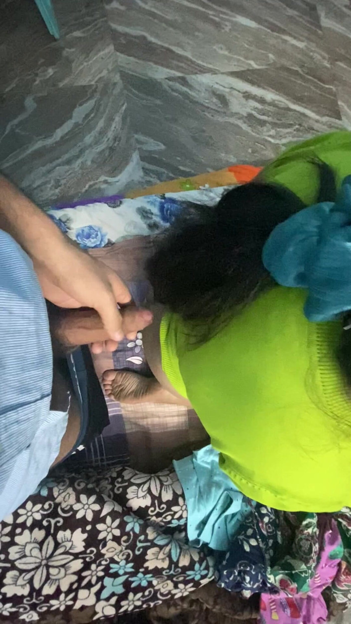 Desi_sexy_story: Jebanie mojego bujnego pięknego Bhabhi dzisiaj