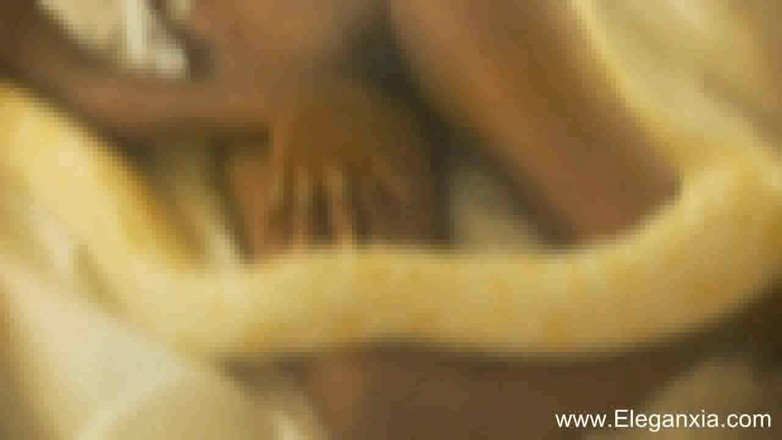 Eleganxia: Sexy Indian shows her perfect Indian body