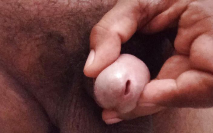 Roham: Cock Massage See How Penis Erects
