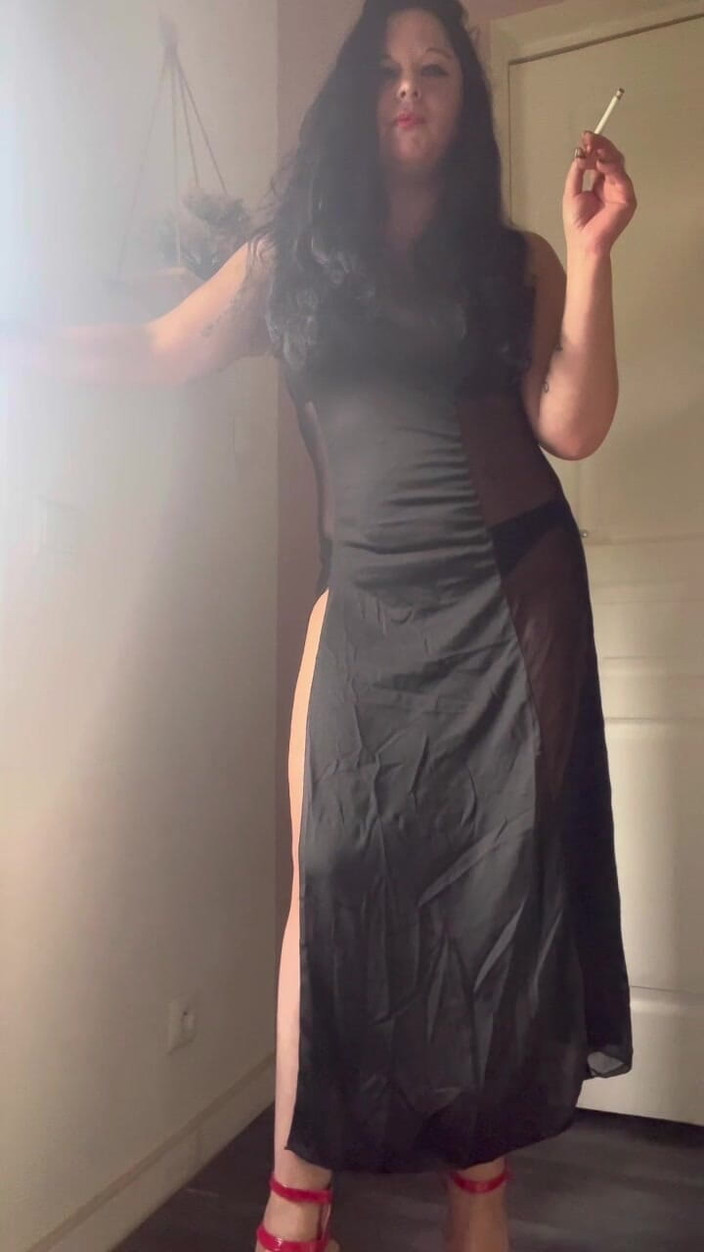 Maitresse Clara: You're so Small in the Face of My Supremacy