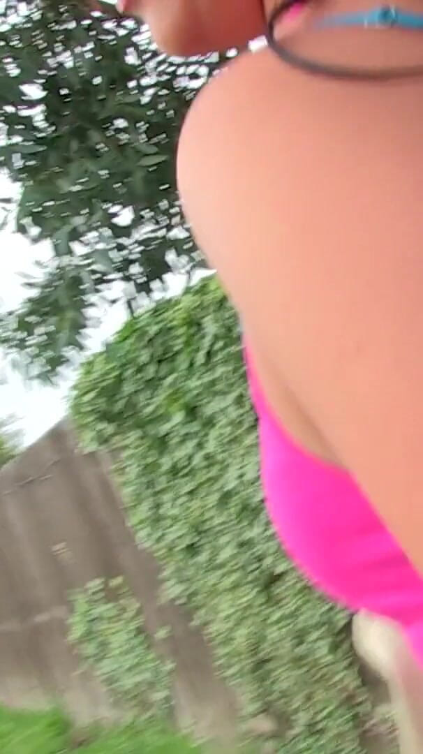 Hanna Shaw flashes out her boobs (Kinky Porn Freaks)