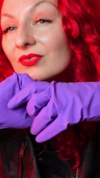 ASMR sounding: kitchen rubber gloves fetish