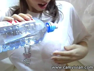 Camvivian: Làm mát bằng chai nước