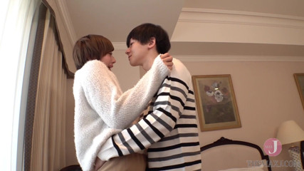 JAV Amateur: Haru-chan, 20 years old, is a beautiful boyish girl with very...