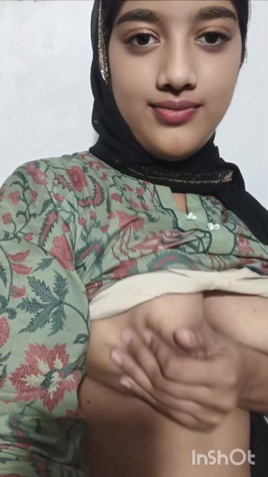 Naughty_Sana: Beautiful Hijabi Girl Showing Hot Big Boobs