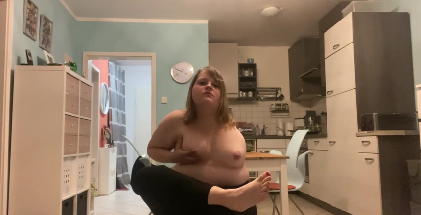 Deutsche Anna: Hanya video spontan untuk semua pecinta kaki di antara kamu