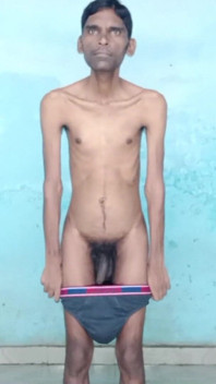 Rajash Playboy 993 Duas Mijando Nuas No Jar Golden Shower Amador Caseiro Sem Cortes De Pau Peludo