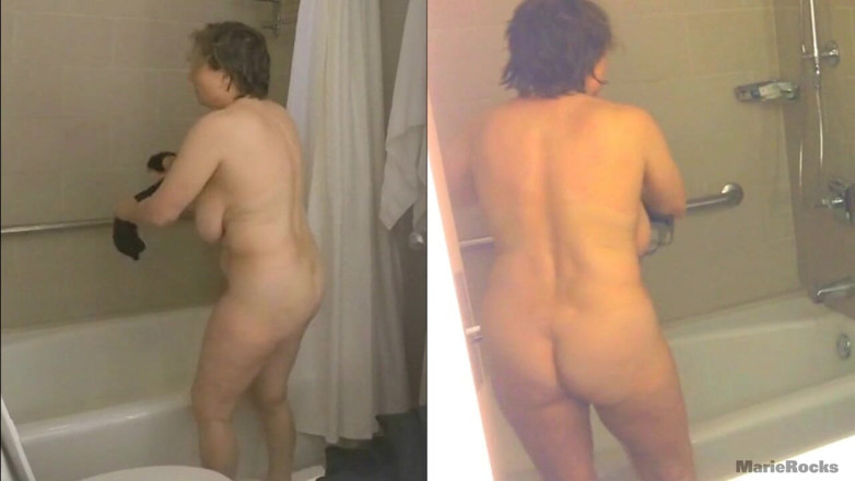 MarieRocks: Gilf con curvas está desnuda en el baño de nuevo